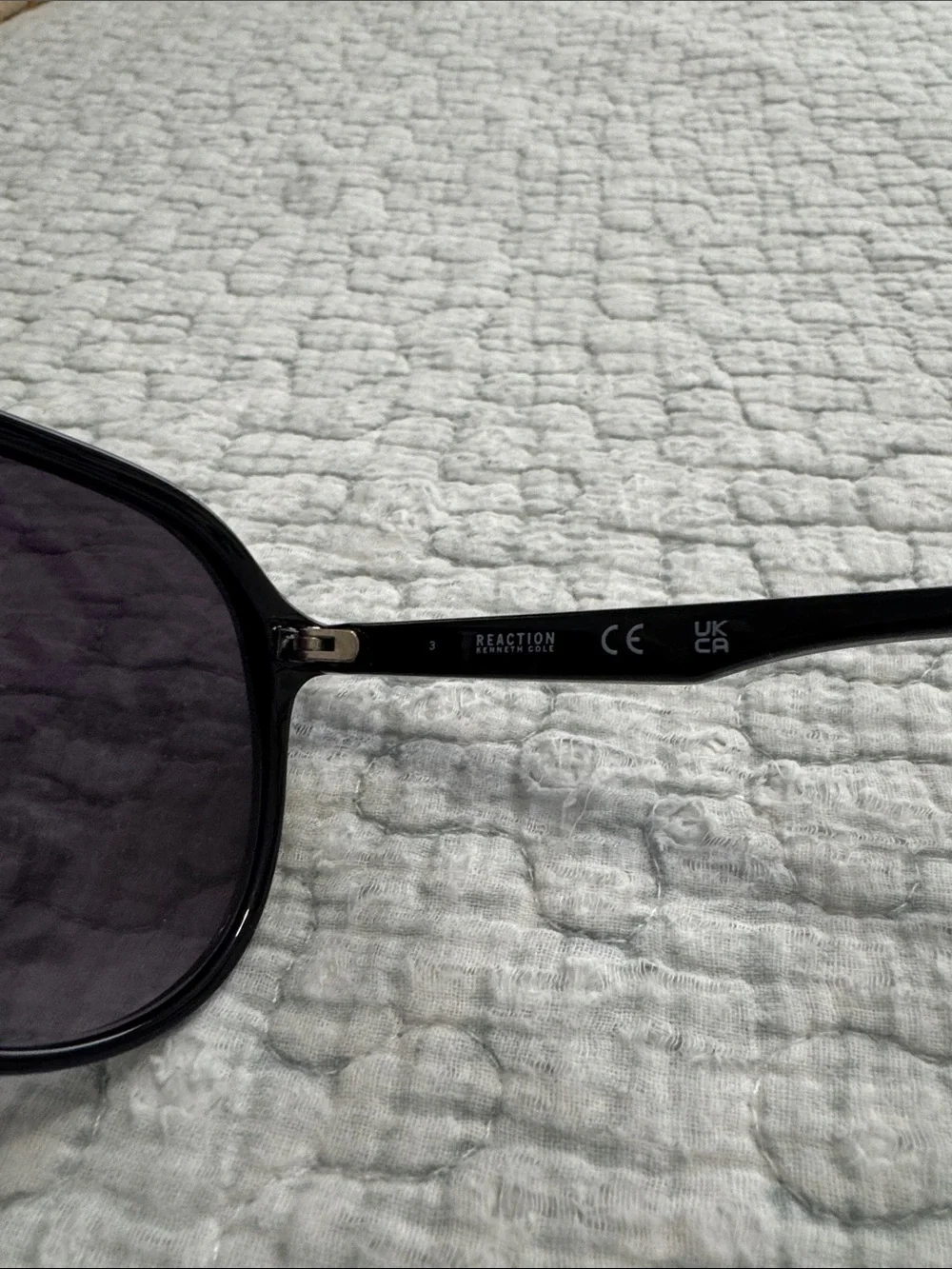 Kenneth Cole Reaction Black Aviator Sunglasses with Dark Smoke Lenses